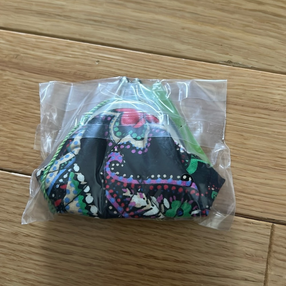 Vera Bradley “Mini Kisses” coin purse in Kiev Paisley
